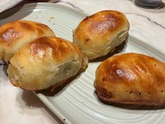 特色羊肉烤包子-丝路有约·优雅新疆菜(万宴城店)