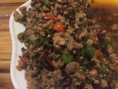 -小锅巴纳西餐厅