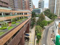 -香港大学