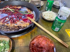 -黄潇洒老火锅(九眼桥宏济巷店)