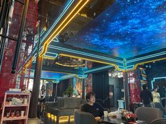 -屋有岛沉浸游戏旗舰店(中山公园店)