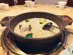 南瓜鱼头汤-阿斯牛牛十二餐厅•四季餐厅(民族大道店)
