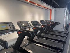 -乐刻运动健身(同曦假日百货店)