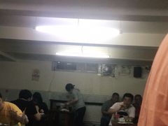 大堂-宝瑞门钉肉饼店