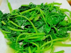 -亚龙湾8号(丁村万人海鲜广场店)