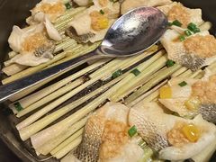 -海派悦庭·海胆烧麦·新融合菜(凯德广场店)