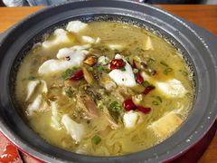 -周鱼小馆石锅酸菜鱼(活力汇店)