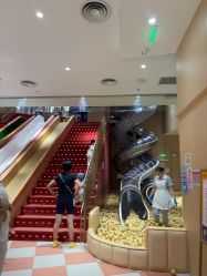 -奈尔宝·儿童乐园·亲子餐厅(前滩店)