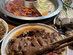 -佬土鹅肠火锅(解放路店)