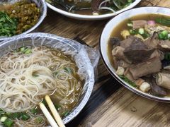 净米粉-正宗阳山牛杂(东城店)