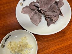 -何永光123鲜牛肉馆(1号店)