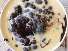 巧克力红豆炼乳冰-帅小六刨冰·不一样的奶冰(总店)