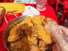 -BHC炸鸡(明洞总店)