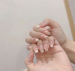 -i.f美甲美睫