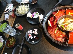 -渝涯重庆豆花老火锅(中赢国际店)