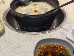 -九寨特色牦牛肉汤锅 羊肉汤锅