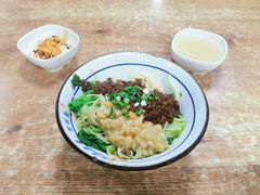 -宝哥杂酱万州面(镋钯街37号院店)