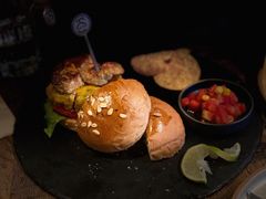 双片鹅肝汉堡-HIGH FIVE哈福手工汉堡(桂林路店)