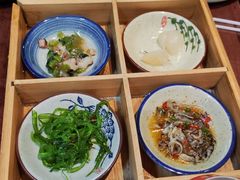 -牛牛和牛海鲜粥底火锅(长虹国际城店)