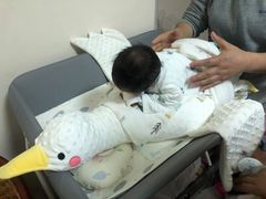 -鲸鱼妈妈月嫂/育婴师定制