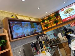 -南城香·饭香串香馄饨香(青年路店)