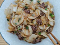 牛肉炒年糕-经堂北路牛肉干面·溪口蒋永峰牛肉馆(宁波店)