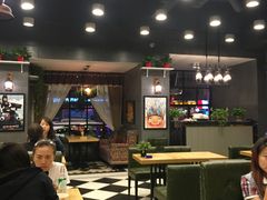 大堂-愉肴麻辣香锅(中山路店)