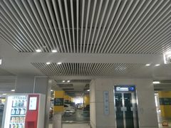 -上海虹桥国际机场1号航站楼-P2停车场