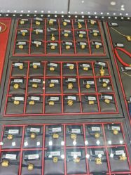 -周大福 CHOW TAI FOOK(新世界百货崇文店)