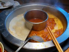 -佬土鹅肠火锅(中建大观店)