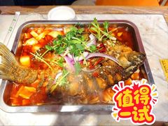 -老街烧烤大排档·地道湖北菜·龙虾馆(汉口火车站店)