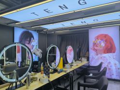 -藤野造型烫发染发