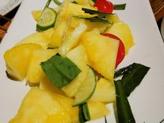 青柠拌菠萝-云海肴·汽锅鸡·云南菜(美罗城店)