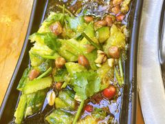 -曹丞相·地锅鸡·地锅鱼(武林店)