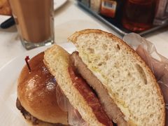 澳门猪扒包-香港新发烧腊茶餐厅(万象店)