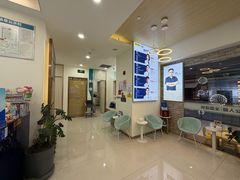 -维乐口腔(美维云门诊陆家嘴店)