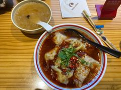 -八二小区抄手(龙湖上城天街店)