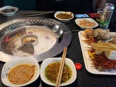 -佰人王串串香火锅(洋珠巷店)