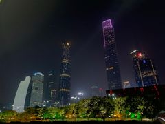 外景-广州周大福金融中心