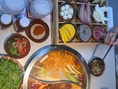 菌汤鸳鸯锅-芈重山老火锅(广州首店)