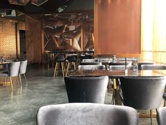 -异次元·LIGHT HOUSE·美食酒廊·休闲露台