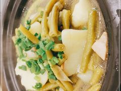 -石磨豆花家常菜·牦牛排土火锅