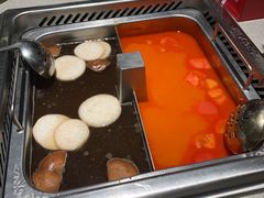 菌菇番茄双拼汤底-海底捞大排档火锅(悦荟广场店)