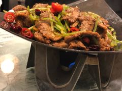 小炒黄牛肉-黄家饺子东北特色菜馆(湖滨商业街店)