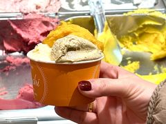 -VENCHI 闻绮(上海佛罗伦萨小镇店)