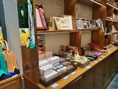 -敦煌莫高国际机场