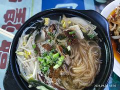 -许记驴肉黄面胡杨焖饼