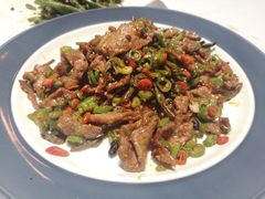 抓炒牛肉-小河盐帮·私家菜·烤鸭(三元桥·霄云路店)