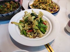 -孙家外婆•长春地标美食新名片(吾悦广场店)