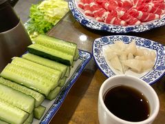 黄瓜蘸酱-磁器铜锅涮肉(交大东路店)